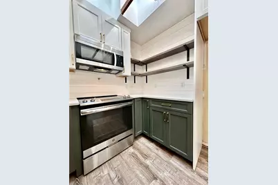 1629 NW 40th Terrace, Gainesville, FL 32605 - Photo 9