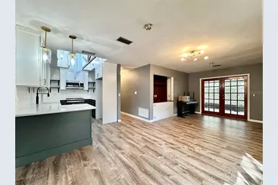 1629 NW 40th Terrace, Gainesville, FL 32605 - Photo 3