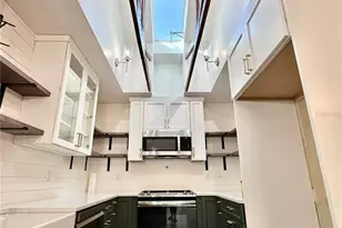 1629 NW 40th Terrace, Gainesville, FL 32605 - Photo 7