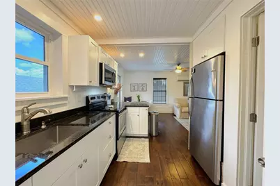 222 NE 1st Avenue, Crystal River, FL 34429 - Photo 13