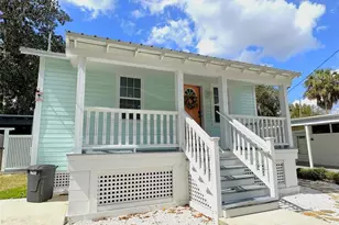 222 NE 1st Ave, Crystal River, FL 34429 - Photo 1