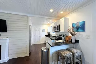 222 NE 1st Ave, Crystal River, FL 34429 - Photo 9