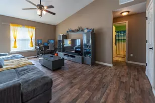 10451 SW 45th Ave, Ocala, FL 34476 - Photo 5