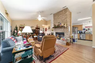 102 Whirlwind Way, Hawthorne, FL 32640 - Photo 5