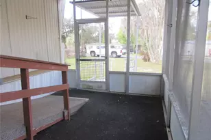 17350 SE 66th St, Ocklawaha, FL 32179 - Photo 7