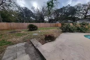 2304 NE 38th St, Ocala, FL 34479 - Photo 13