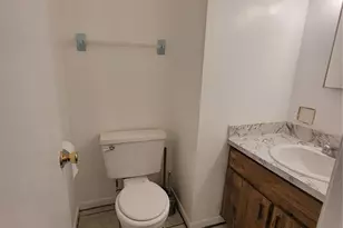 2304 NE 38th St, Ocala, FL 34479 - Photo 9