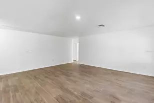 2587 W Cacti Ct, Dunnellon, FL 34434 - Photo 9