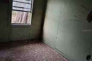 823 S Warner Ave, Perry, FL 32348 - Photo 17