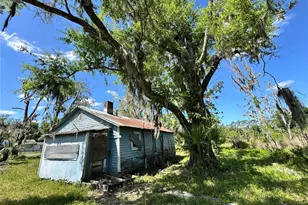 823 S Warner Ave, Perry, FL 32348 - Photo 27
