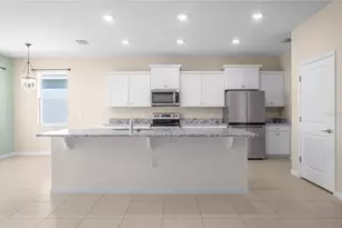 7974 Penrose Pl, Wildwood, FL 34785 - Photo 11