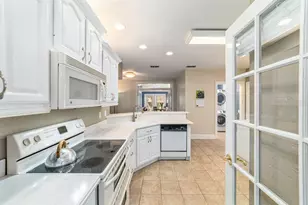 905 SE 12th St, Ocala, FL 34471 - Photo 9