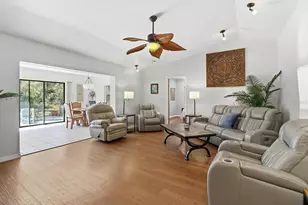 9740 W Cranberry St, Crystal River, FL 34428 - Photo 3