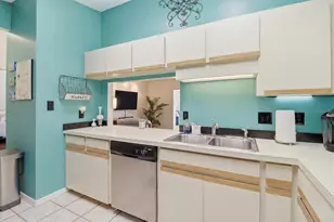 9740 W Cranberry St, Crystal River, FL 34428 - Photo 9