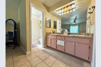 13718 SW 40th Circle, Ocala, FL 34473 - Photo 9