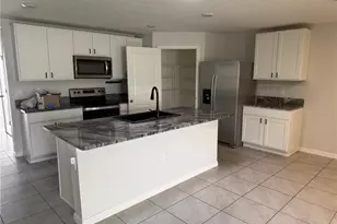 6863 SE 111th Ln, Belleview, FL 34420 - Photo 7