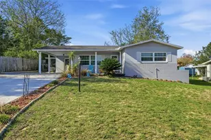 6 Oak Hollow Dr, Beverly Hills, FL 34465 - Photo 1