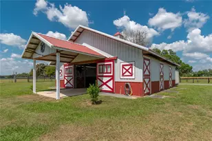 13025 NW Gainesville Rd, Reddick, FL 32686 - Photo 57