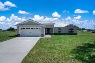 7000 Woodmont Ct, Sebring, FL 33876 - Photo 1