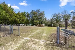 17645 NE 61st Street Rd, Silver Springs, FL 34488 - Photo 35