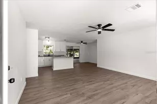 2818 NE 25th Ct, Ocala, FL 34470 - Photo 5