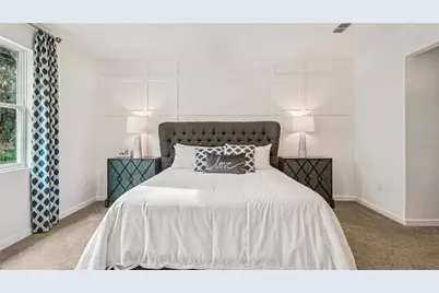 8189 Ives Place, Wildwood, FL 34785 - Photo 9