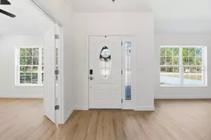 13418 Cormorant Rd, Weeki Wachee, FL 34614 - Photo 7