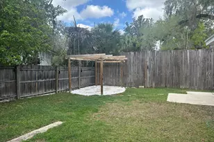 408 NE 12th Ave, Ocala, FL 34470 - Photo 17