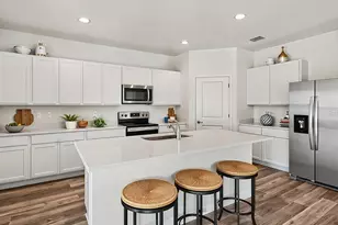 24251 Northwest 13th Blvd, Newberry, FL 32669 - Photo 3