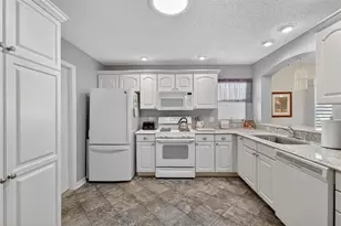 1107 Pelion Pl, The Villages, FL 32162 - Photo 13