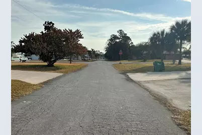 412 Mango Avenue, Sebastian, FL 32958 - Photo 5