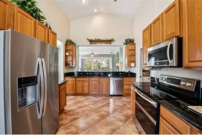 6105 Dory Way, Tavares, FL 32778 - Photo 17