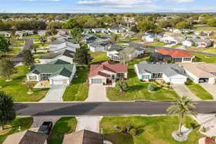 2604 Privada Dr, The Villages, FL 32162 - Photo 31