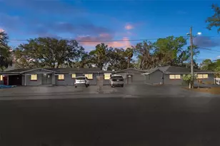 639 NE 1st St, Crystal River, FL 34429 - Photo 1