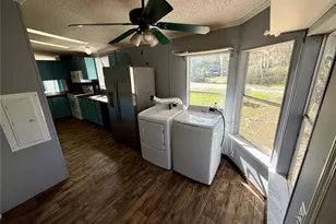 15275 NE 238th St, Fort Mc Coy, FL 32134 - Photo 9