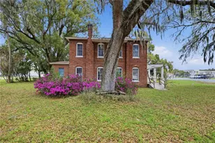 120 N Main St, Bushnell, FL 33513 - Photo 1