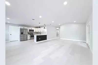 20174 SW Rainbow Lakes Boulevard, Dunnellon, FL 34431 - Photo 3