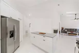 10043 SW 202nd Cir, Dunnellon, FL 34431 - Photo 23