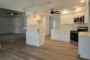 719 Balmoral Ct, Inverness, FL 34453 - Photo 9