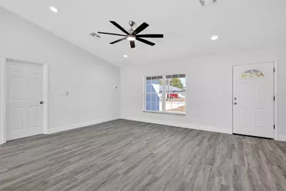 6052 SW 209th Avenue, Dunnellon, FL 34431 - Photo 3