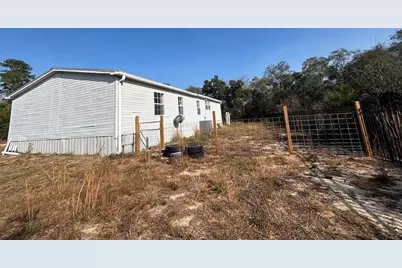 15594 NE 233rd Place, Fort Mc Coy, FL 32134 - Photo 9