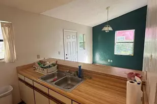 128 Eliam Rd, Melrose, FL 32666 - Photo 9