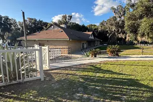 25235 NE 143rd Pl, Salt Springs, FL 32134 - Photo 41