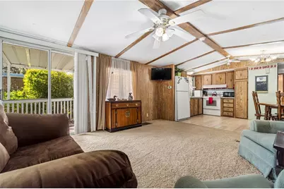 942 Cr 461, Lake Panasoffkee, FL 33538 - Photo 5