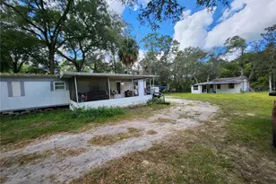 16930 SE 1st Ln, Silver Springs, FL 34488 - Photo 3