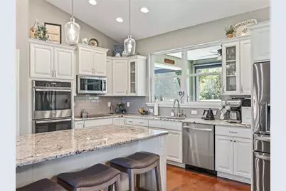 1410 Meadow View Way, Lady Lake, FL 32159 - Photo 13