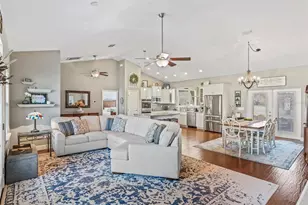 1410 Meadow View Way, Lady Lake, FL 32159 - Photo 7