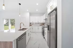 2180 Cogan Dr SE, Palm Bay, FL 32909 - Photo 11