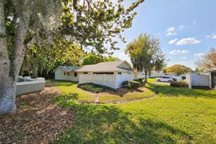 20 Lake Forest Ct, Palm Coast, FL 32137 - Photo 1