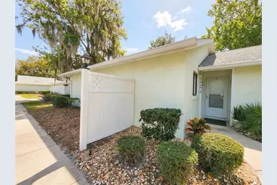 20 Lake Forest Court, Palm Coast, FL 32137 - Photo 3